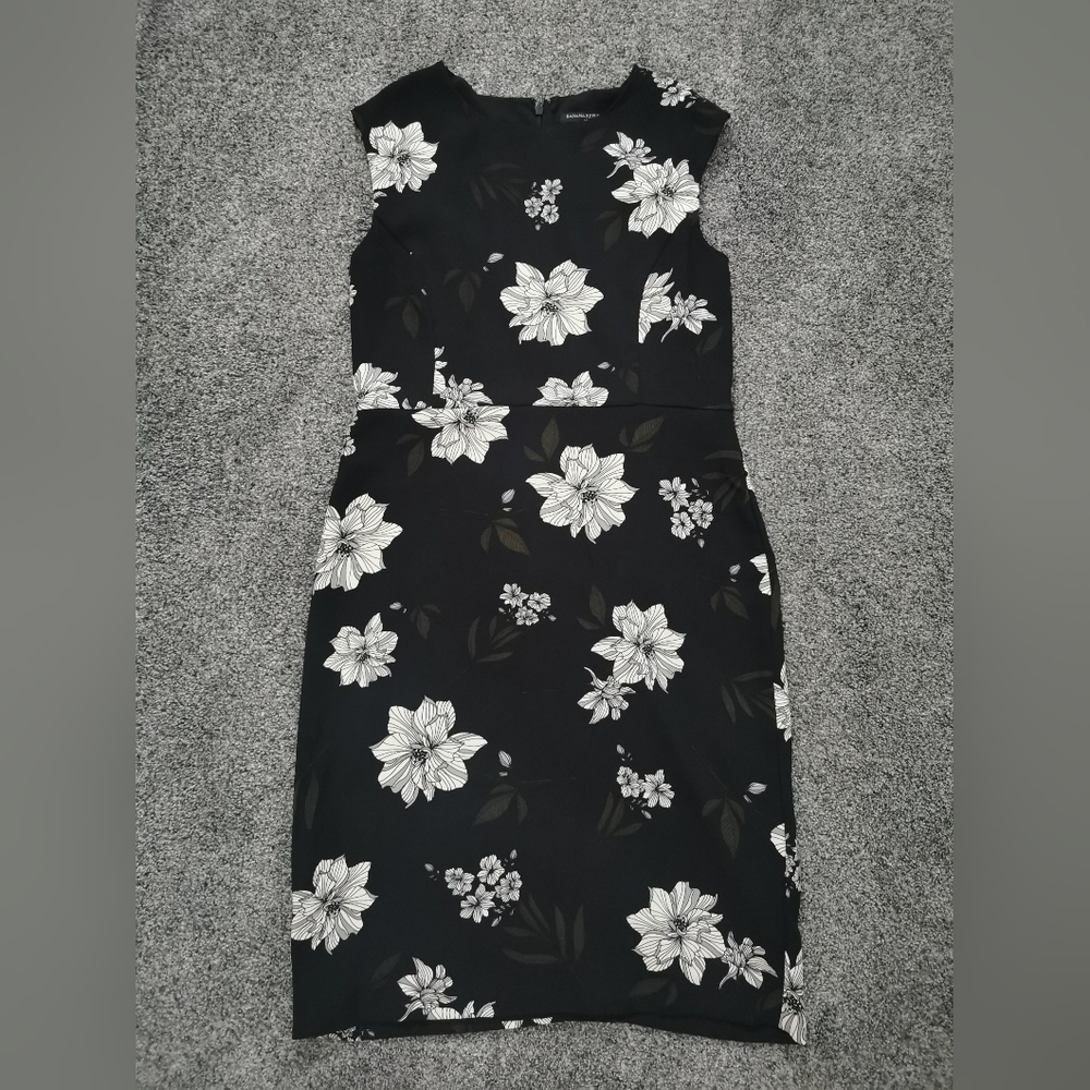 NWT Banana Republic floral black dress size 8